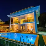 Milez Sultan Luxury By Solo ヴィラ オルデニズ