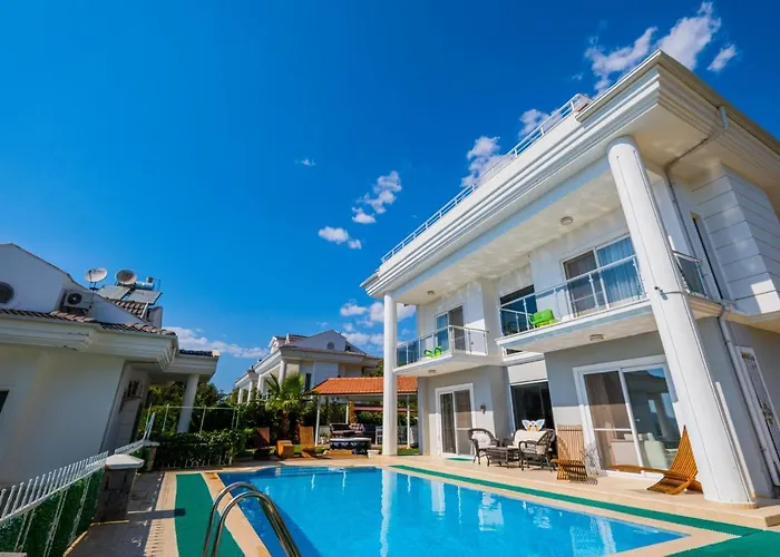 فيلة Milez Sultan Luxury By Solo