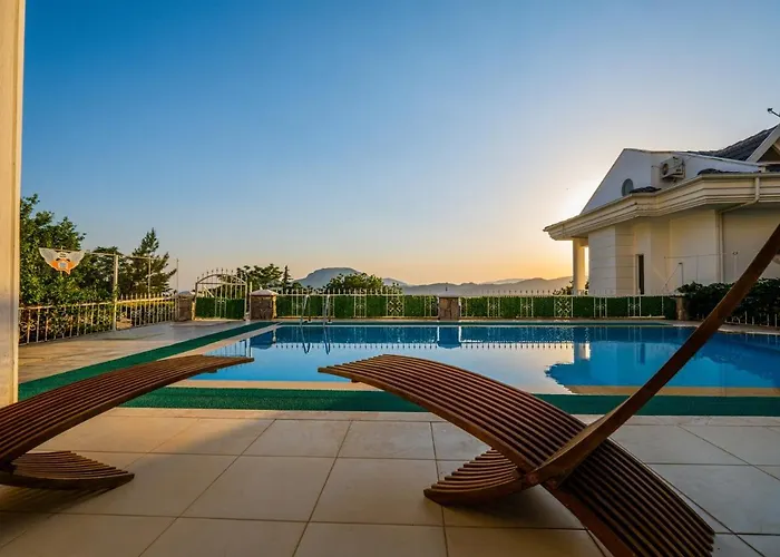 فيلة Milez Sultan Luxury By Solo *