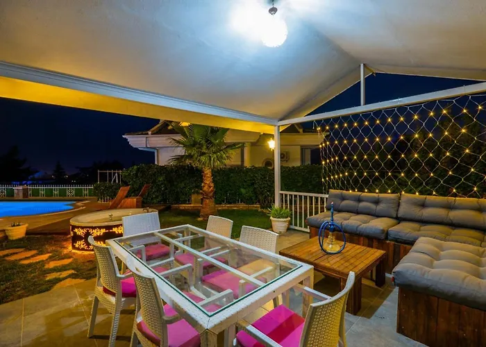 فيلة Milez Sultan Luxury By Solo *