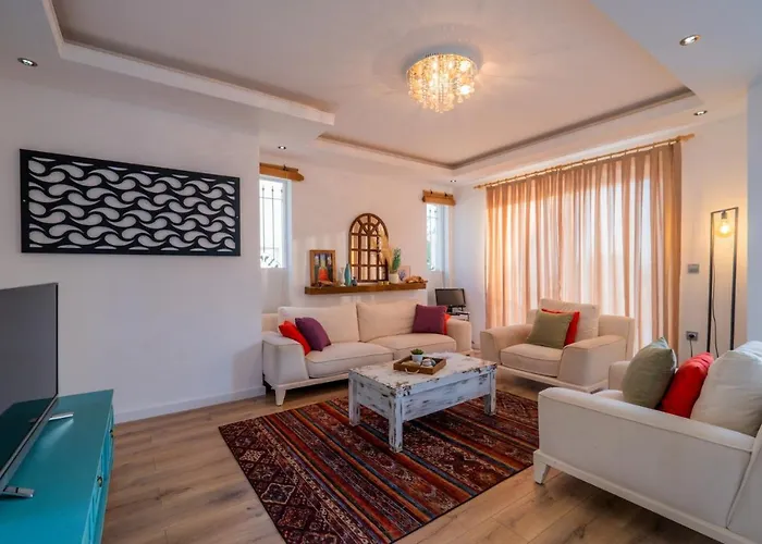 Milez Sultan Luxury By Solo Villa
