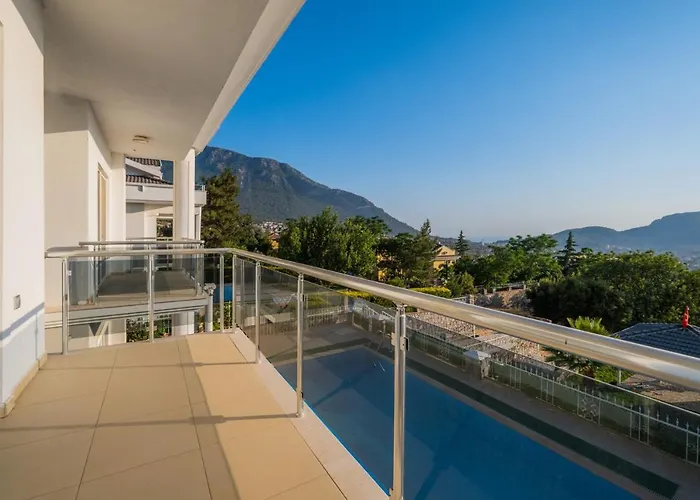 Milez Sultan Luxury By Solo