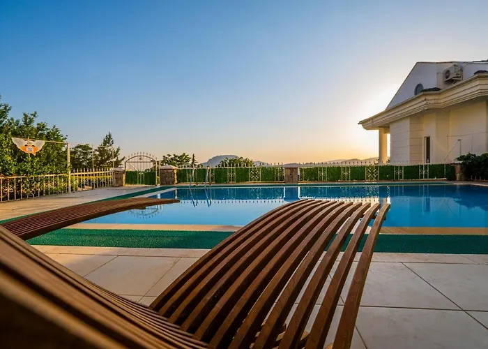 别墅 Milez Sultan Luxury By Solo